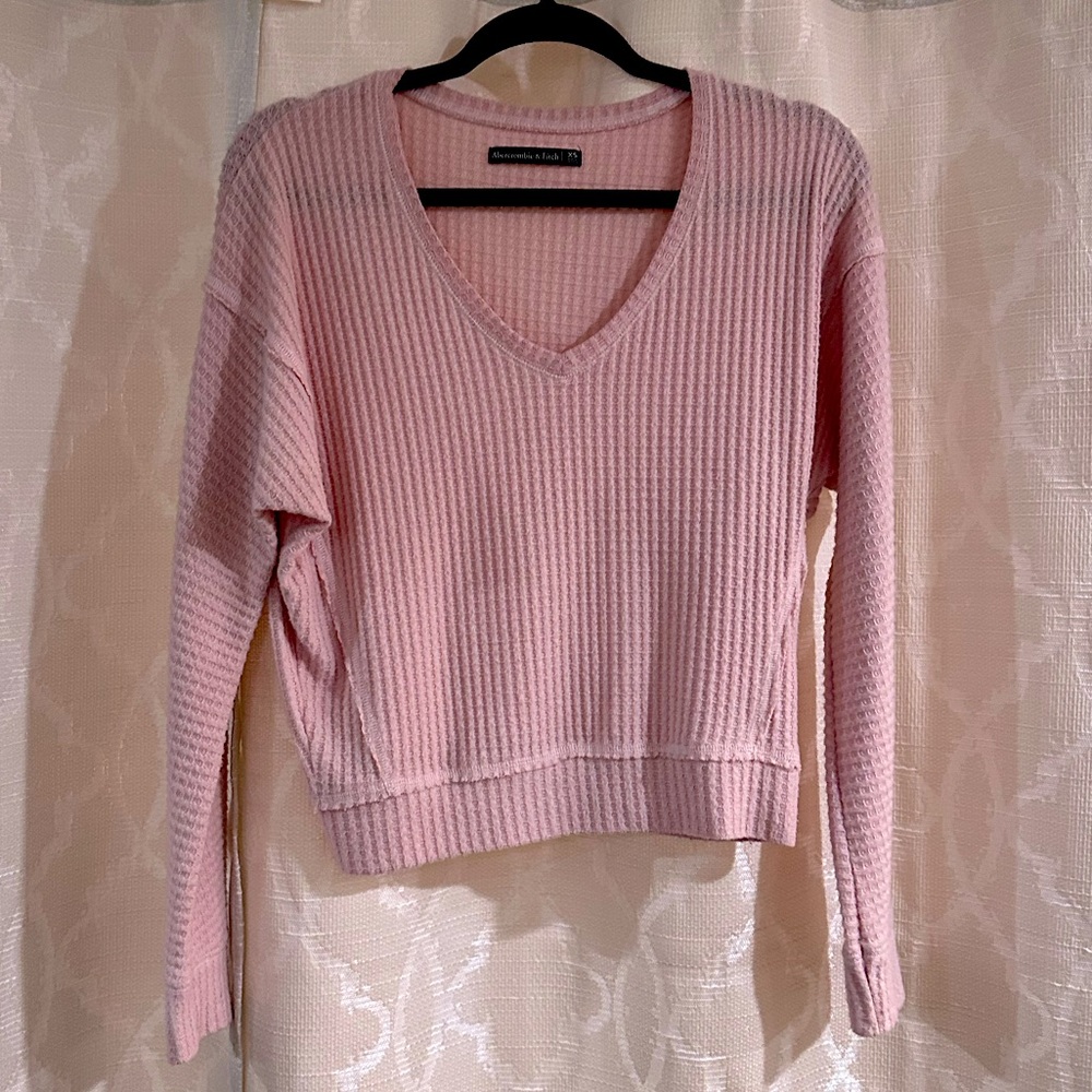 Abercrombie and Fitch long sleeve in perfect condition